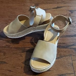 Espadrille sandal